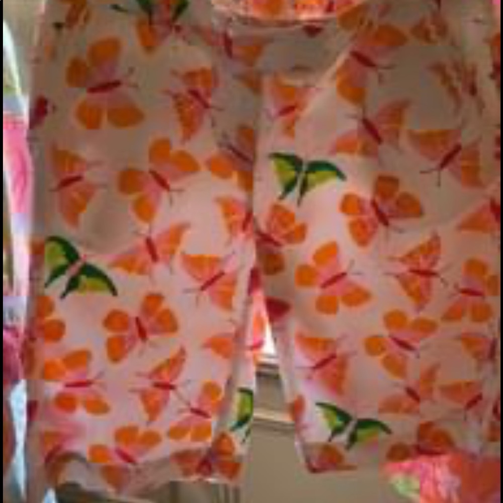 Lilly shorts size 6 - butterfly
